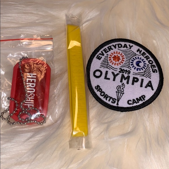 Olympia sports camp badge tag and bracelet NWOT - Picture 5 of 5